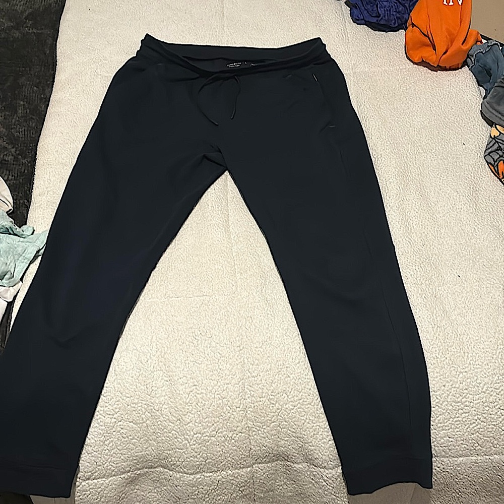 Joggers 4-way stretch, size L, only have been worn once
